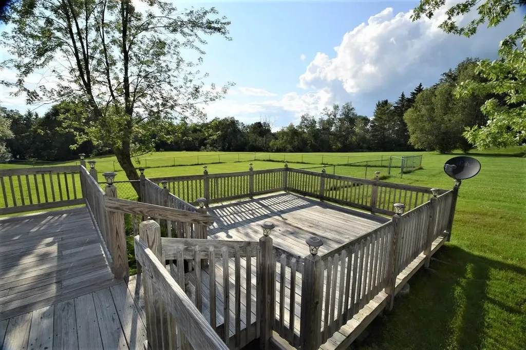 334 Hudson Road Glenburn ME 04401