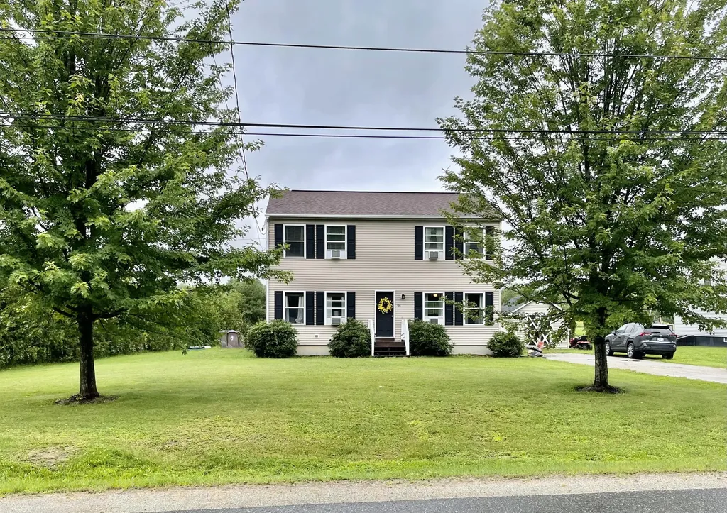 94 Lincoln Street Richmond ME 04357