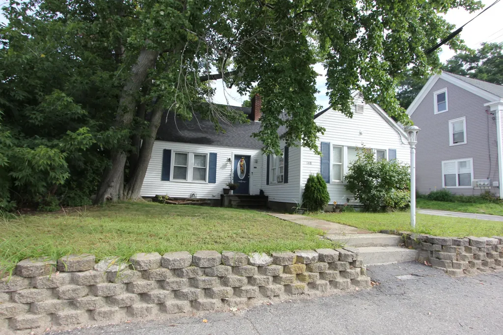 148 Sabattus Street Lewiston ME 04240