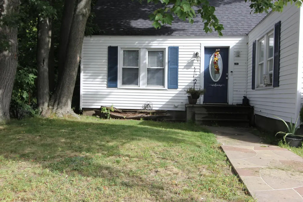148 Sabattus Street Lewiston ME 04240