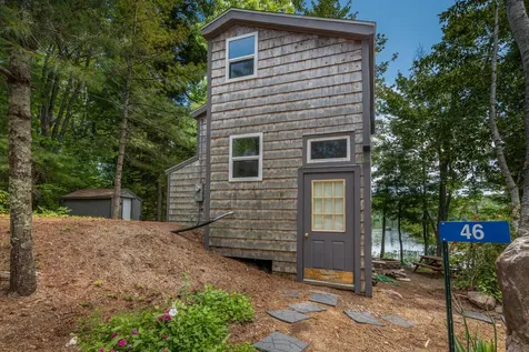 46 Island Lane Hope ME 04847