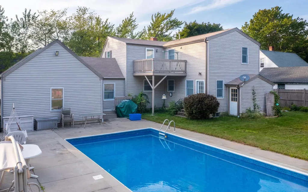 43 Westmore Avenue Biddeford ME 04005