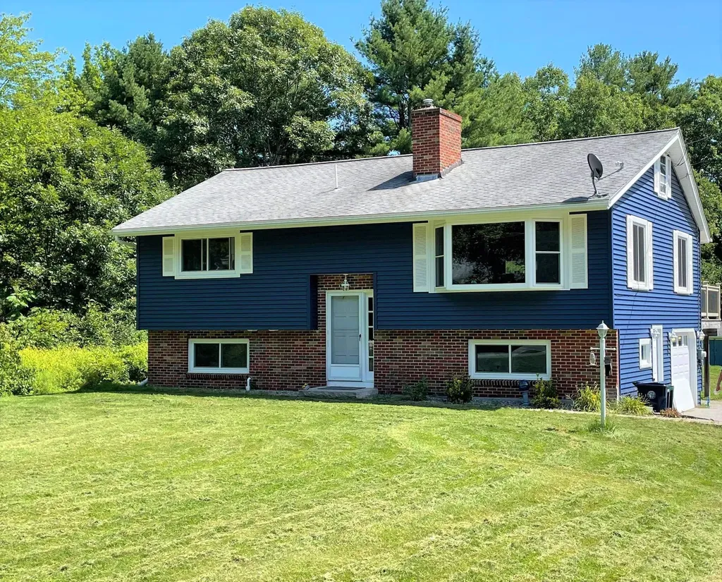 31 Guinea Road Biddeford ME 04005