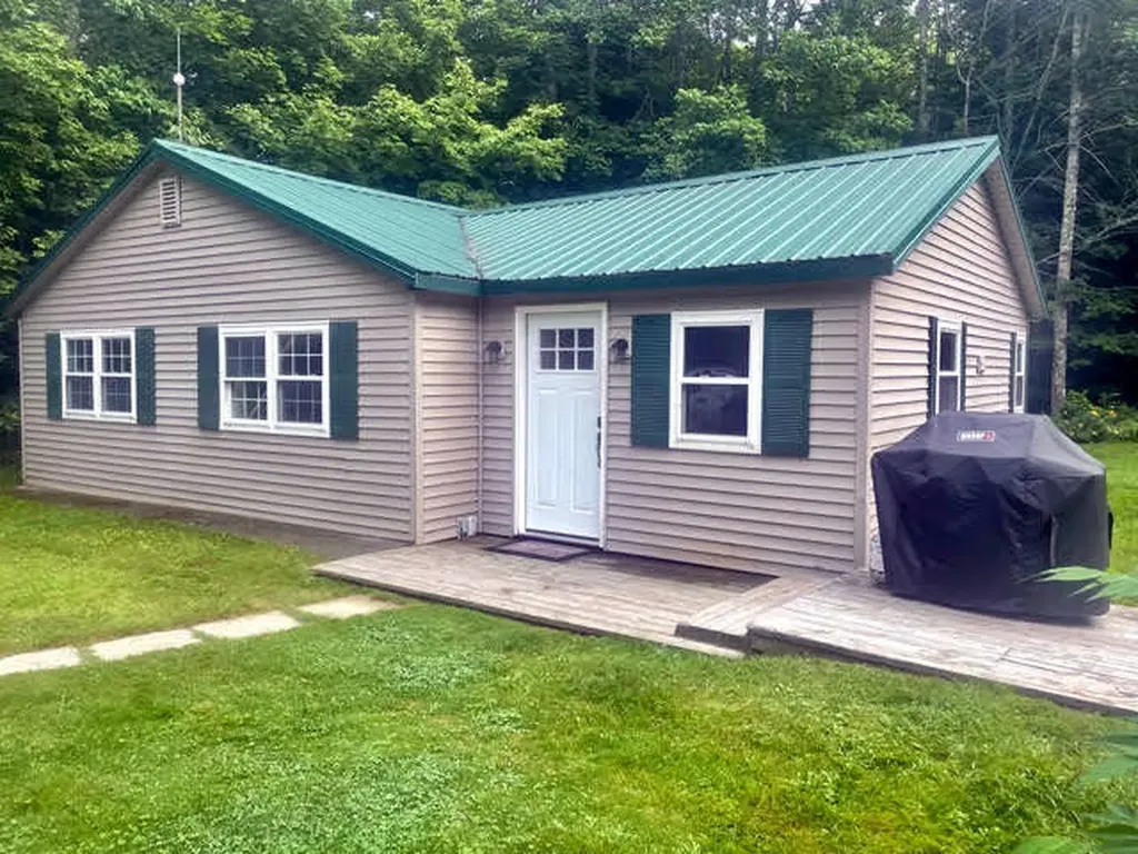 288 Hinckley Road Clinton ME 04927