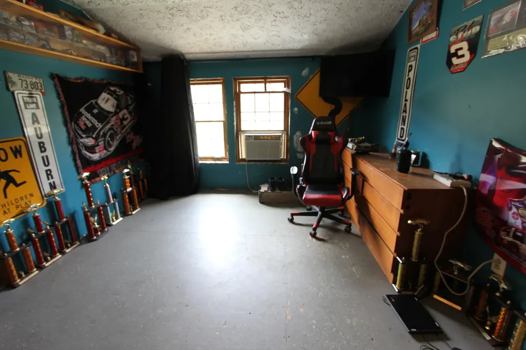 497 Bailey Hill Road Poland ME 04274