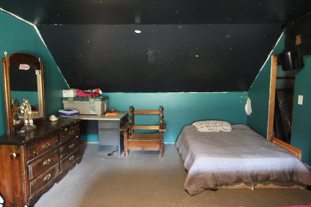 497 Bailey Hill Road Poland ME 04274