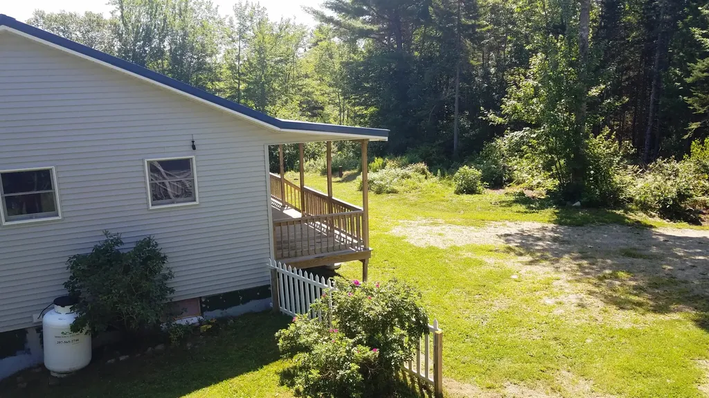 52 Woods Edge Lane Franklin ME 04634