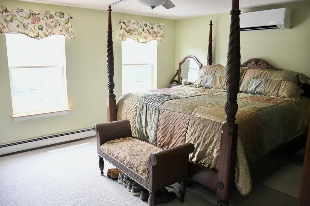 56 Ashley Lane Portland ME 04103