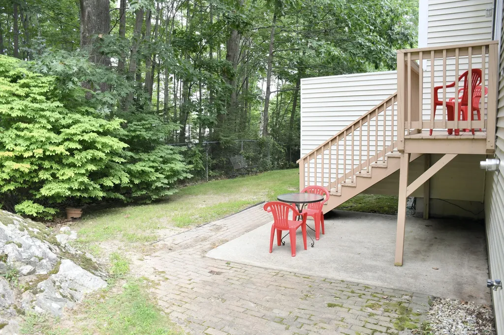 56 Ashley Lane Portland ME 04103