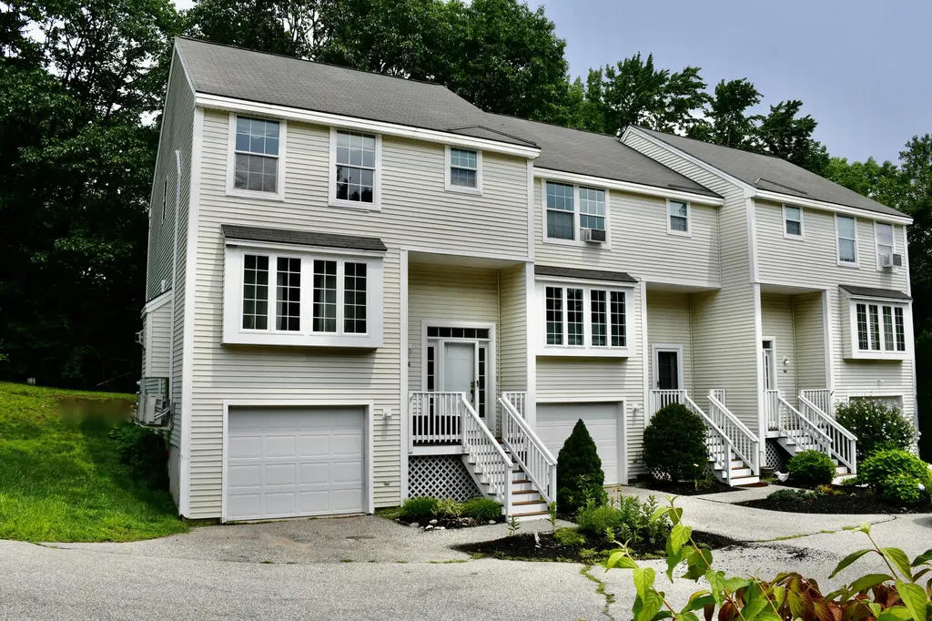 56 Ashley Lane Portland ME 04103