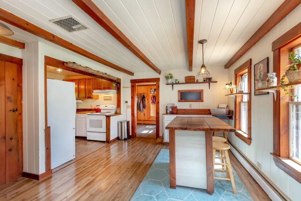 446 Calls Hill Road Dresden ME 04342