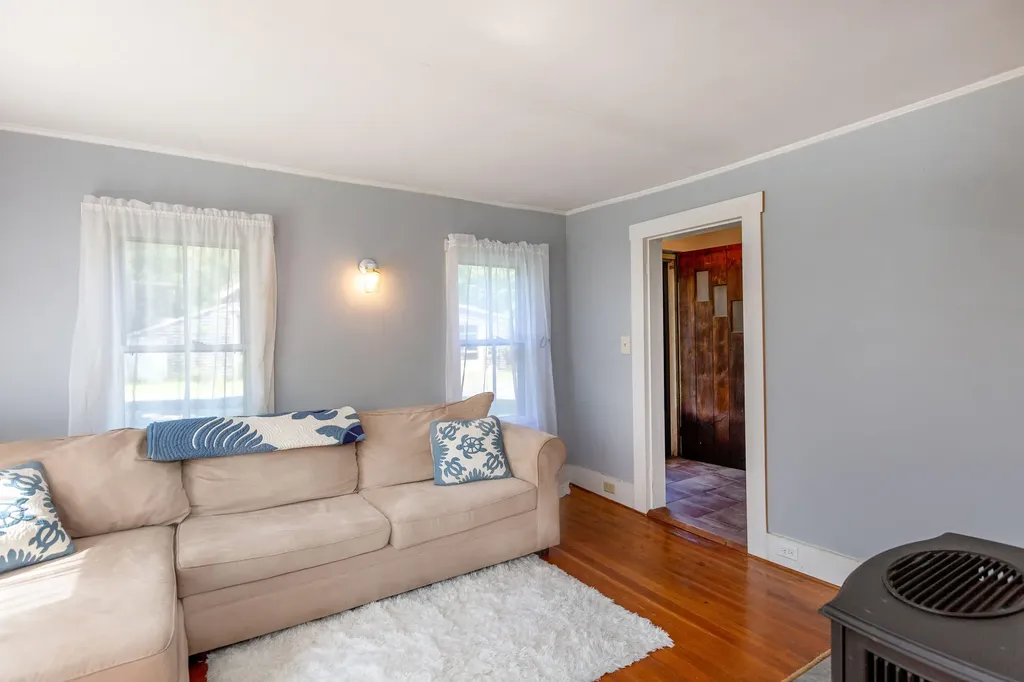 446 Calls Hill Road Dresden ME 04342