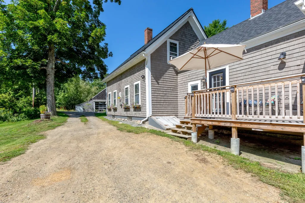 446 Calls Hill Road Dresden ME 04342