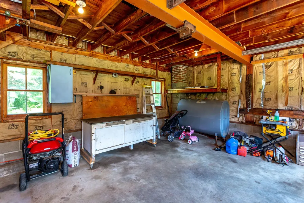 446 Calls Hill Road Dresden ME 04342