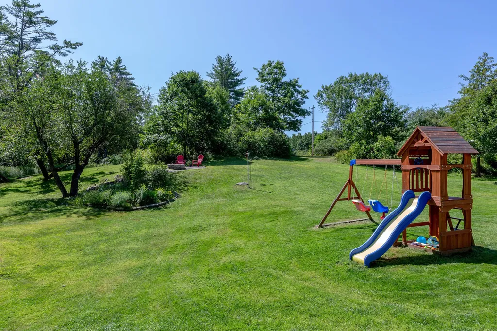 446 Calls Hill Road Dresden ME 04342