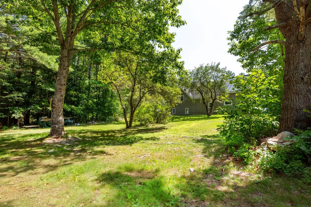446 Calls Hill Road Dresden ME 04342