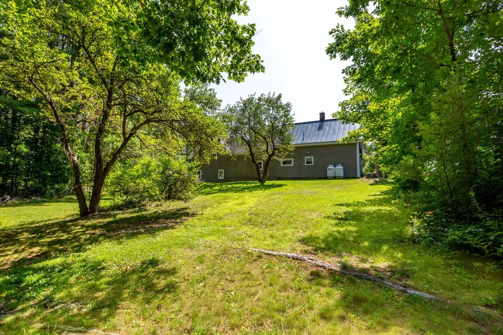 446 Calls Hill Road Dresden ME 04342