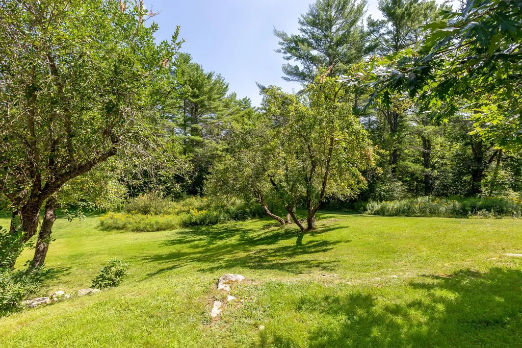 446 Calls Hill Road Dresden ME 04342