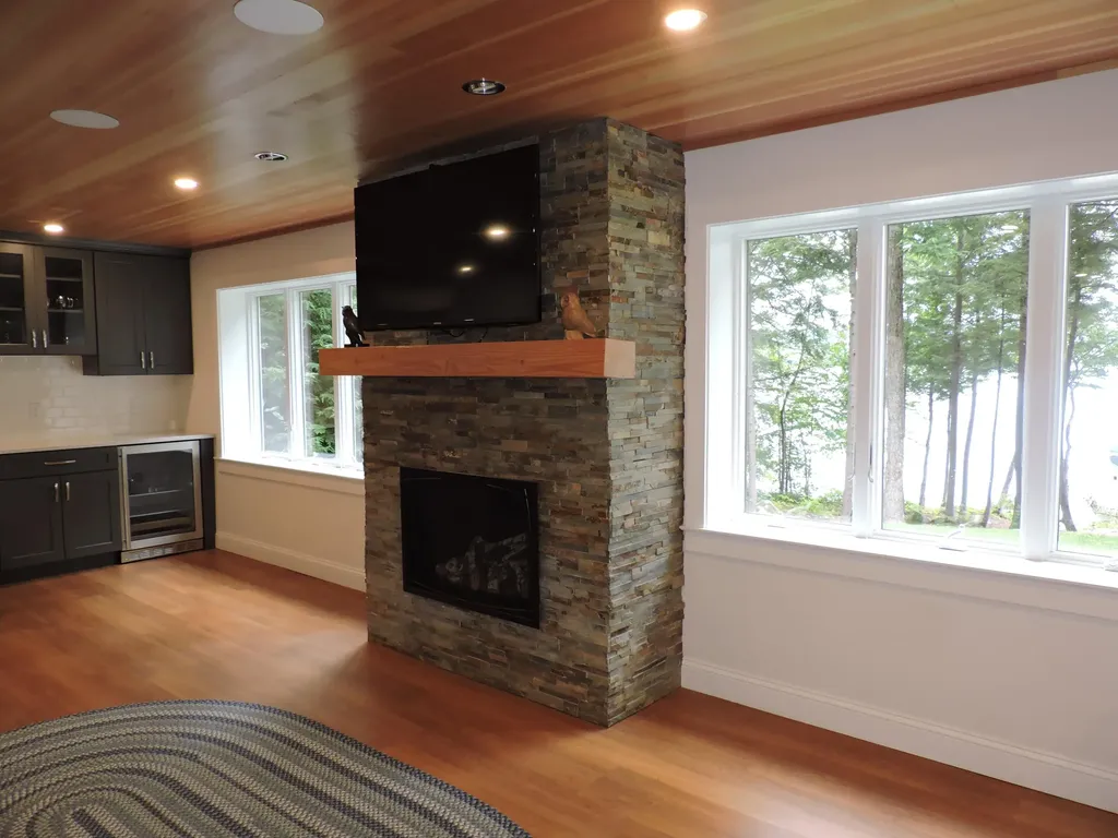 1109 Great Moose Drive Hartland ME 04943