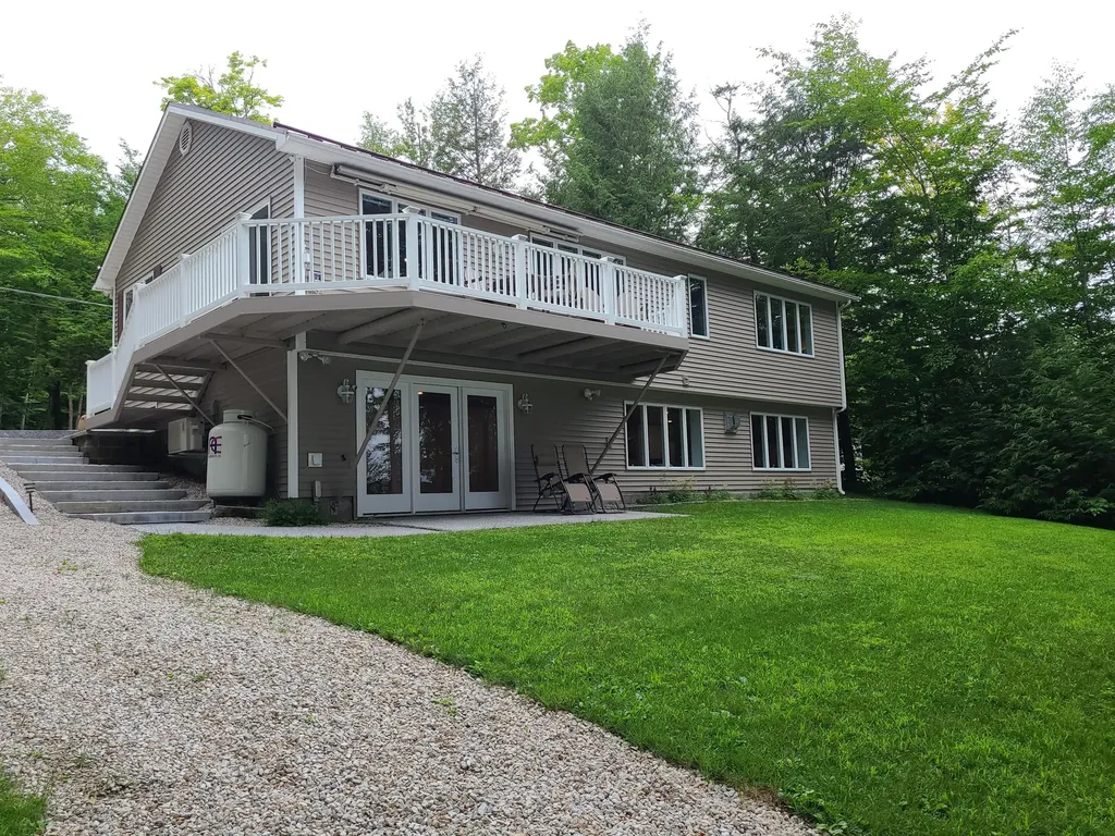 1109 Great Moose Drive Hartland ME 04943