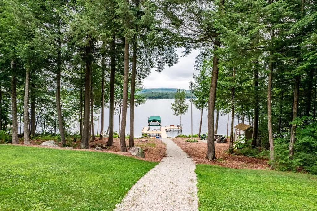 1109 Great Moose Drive Hartland ME 04943