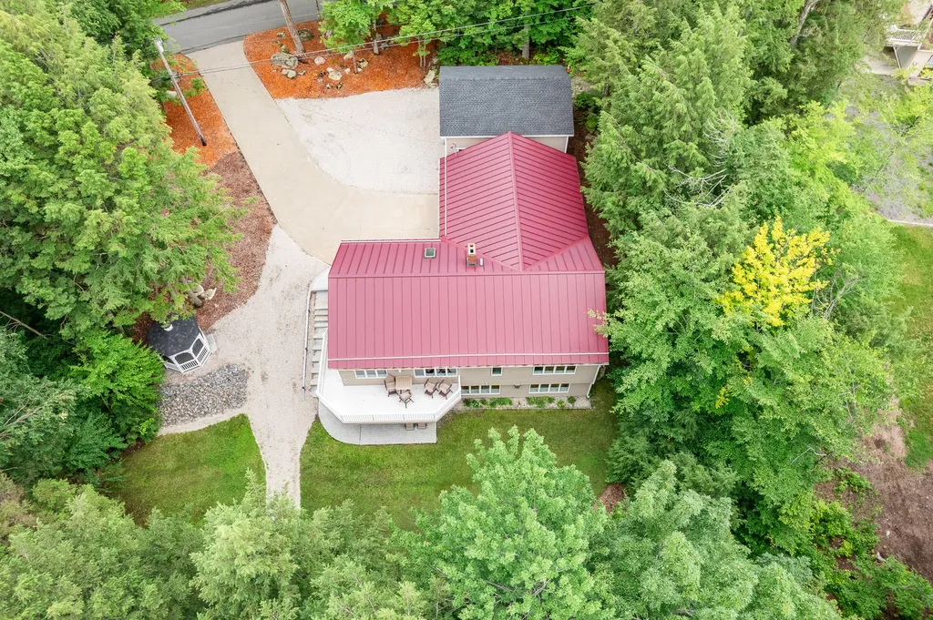 1109 Great Moose Drive Hartland ME 04943