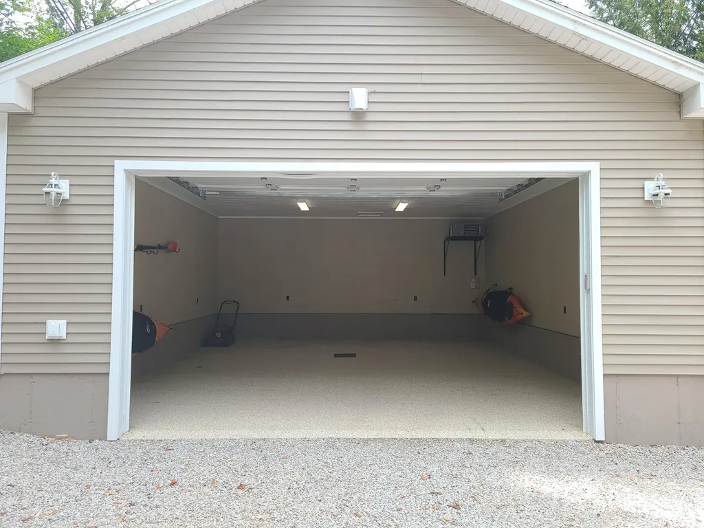 1109 Great Moose Drive Hartland ME 04943