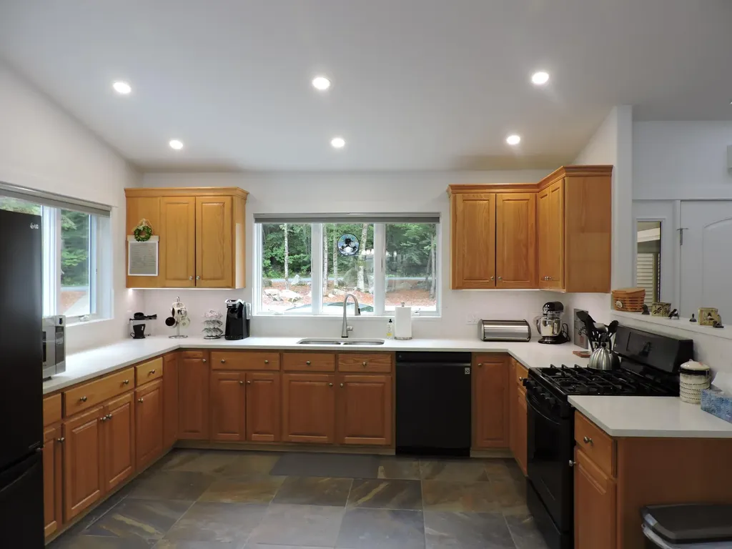 1109 Great Moose Drive Hartland ME 04943