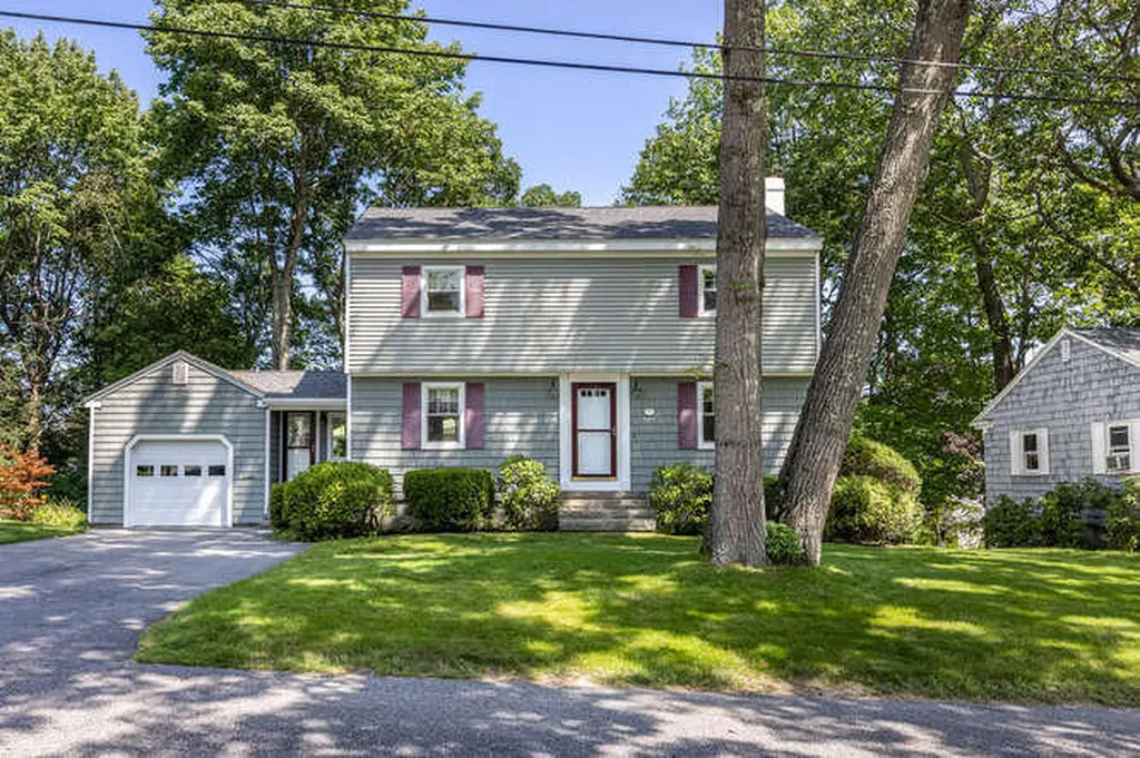 114 Abby Lane Portland ME 04103