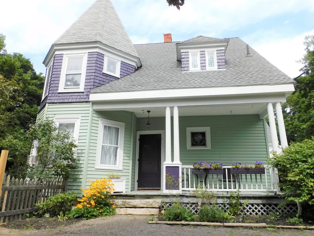 11 Ferry Road Orrington ME 04474