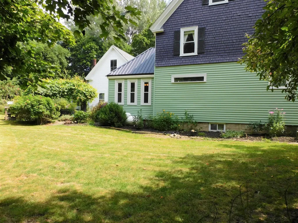 11 Ferry Road Orrington ME 04474