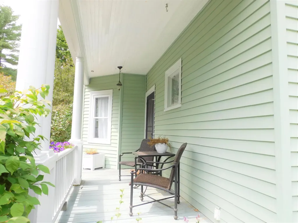 11 Ferry Road Orrington ME 04474
