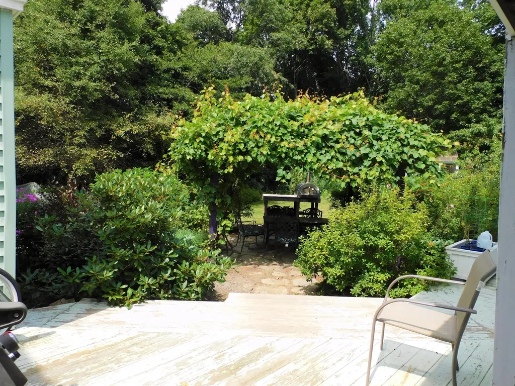 11 Ferry Road Orrington ME 04474