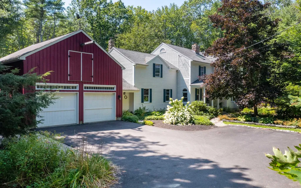 697 River Road Arundel ME 04046