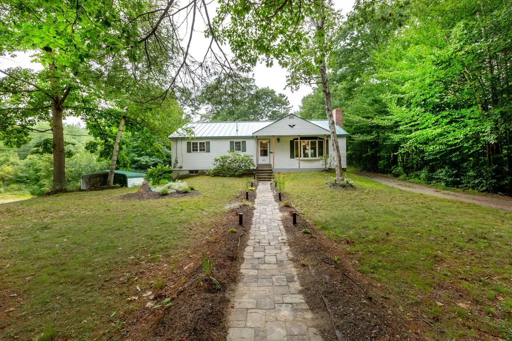 1001 River Road Brunswick ME 04011