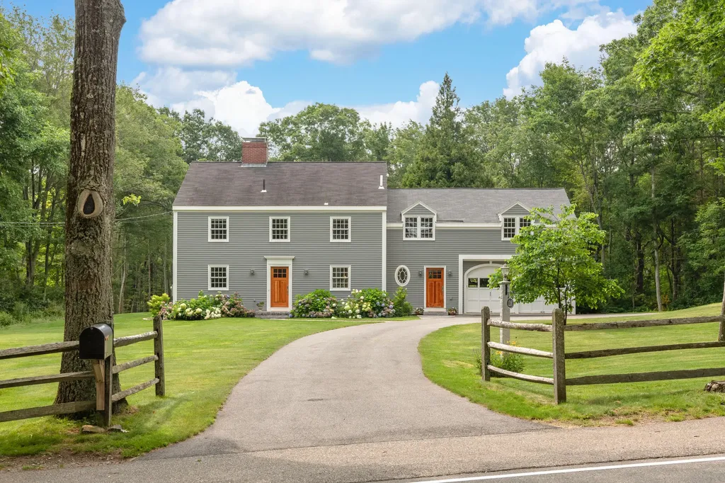 1218 Shore Road Cape Elizabeth ME 04107