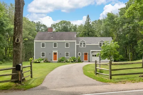 1218 Shore Road Cape Elizabeth ME 04107