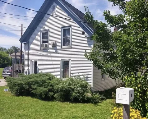 126 Broadway Rockland ME 04841