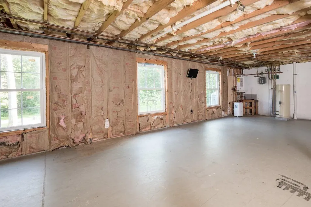 105 Fall Mill Road York ME 03909