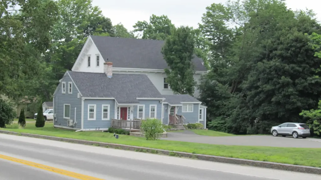 14 Parsonage Street Winterport ME 04496