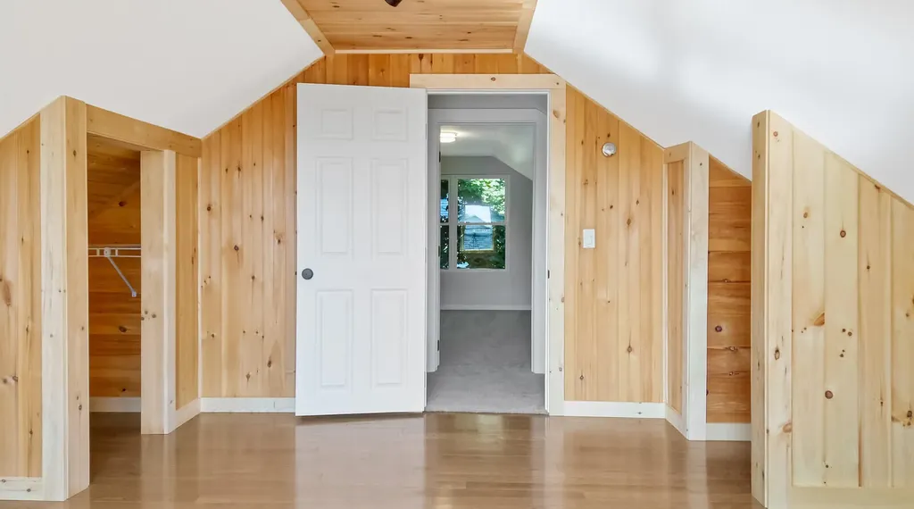49 Violette Avenue Waterville ME 04901