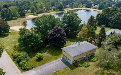 17 Thomas Drive Scarborough ME 04074