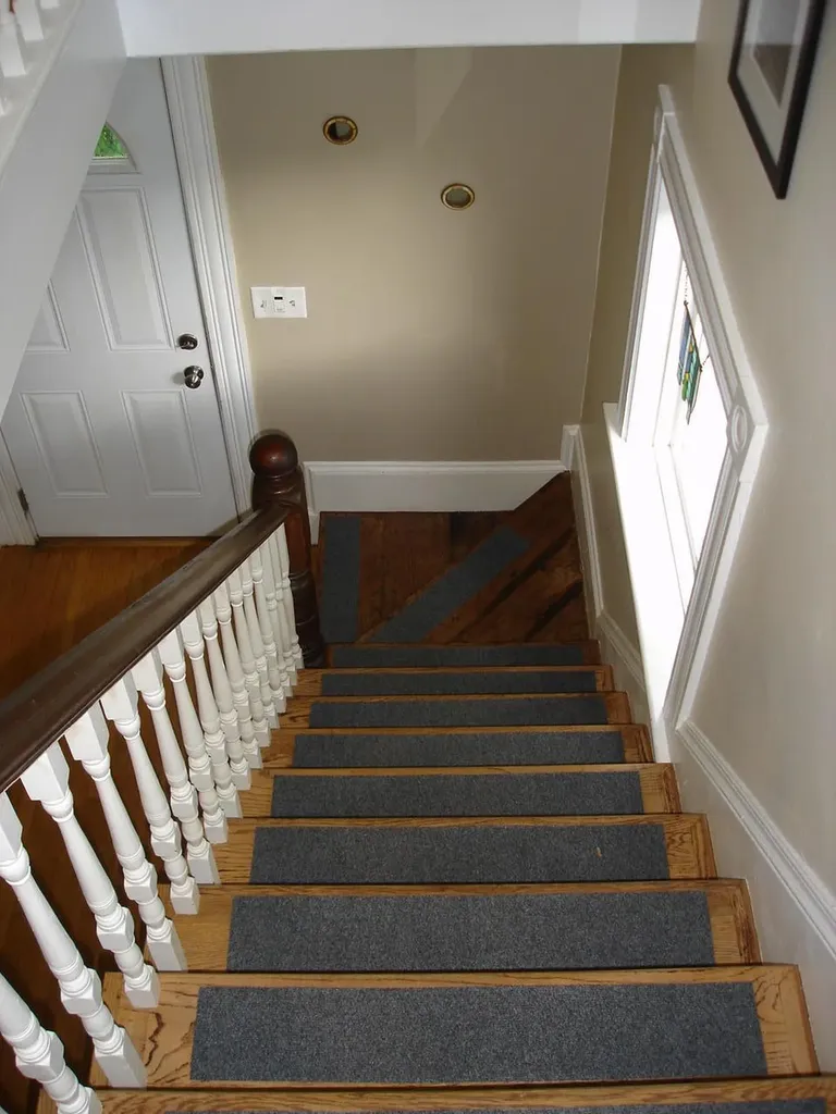 15 Newman Street Lewiston ME 04240