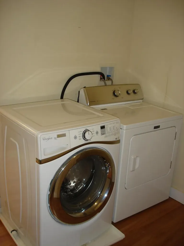 15 Newman Street Lewiston ME 04240