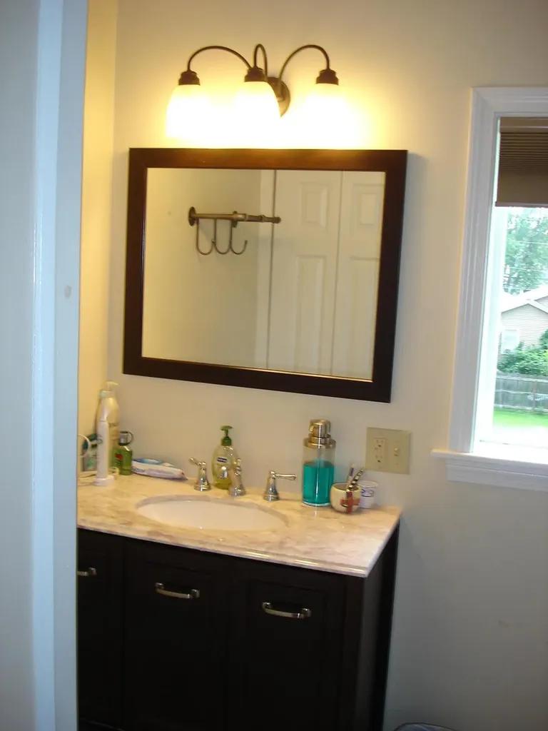 15 Newman Street Lewiston ME 04240