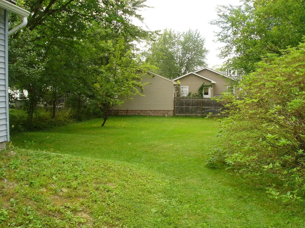 15 Newman Street Lewiston ME 04240