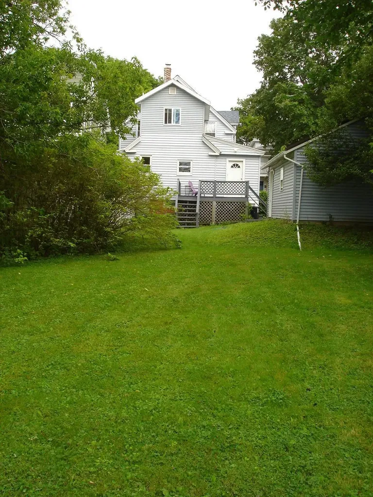15 Newman Street Lewiston ME 04240