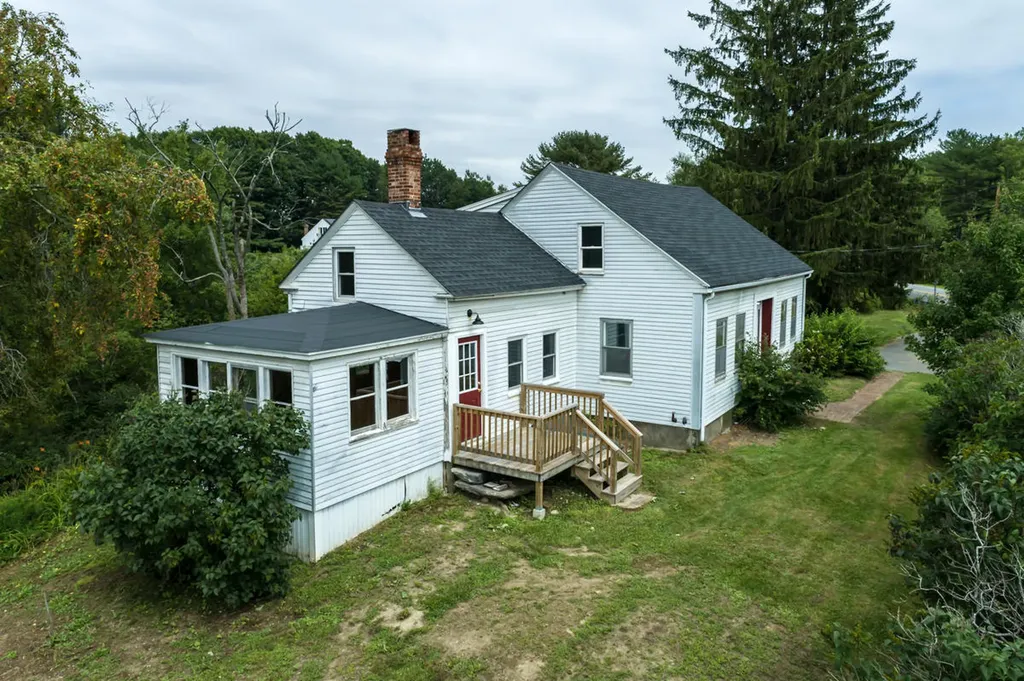 11 Old South Freeport Road Freeport ME 04032