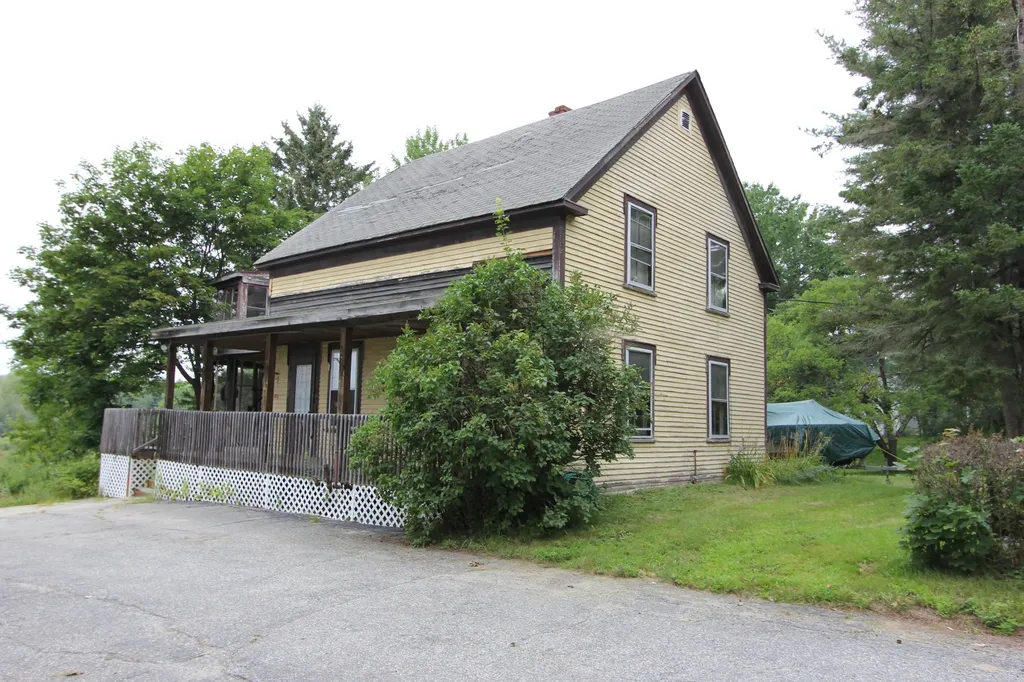 918 College Street Lewiston ME 04240