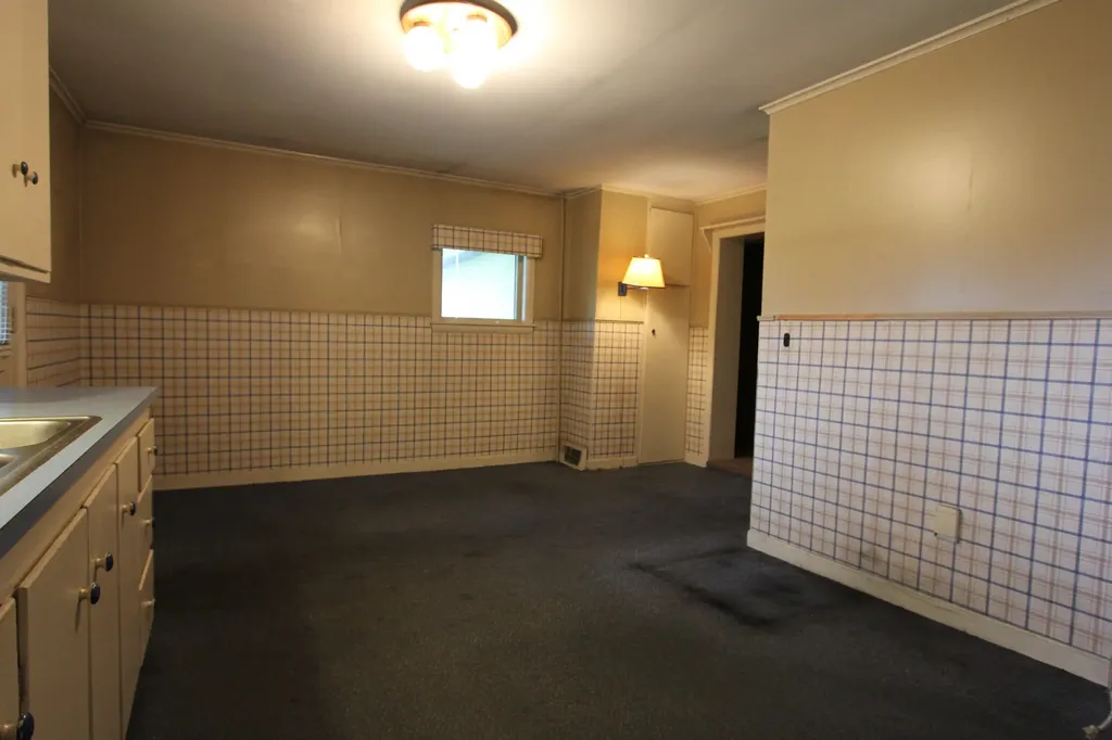 918 College Street Lewiston ME 04240